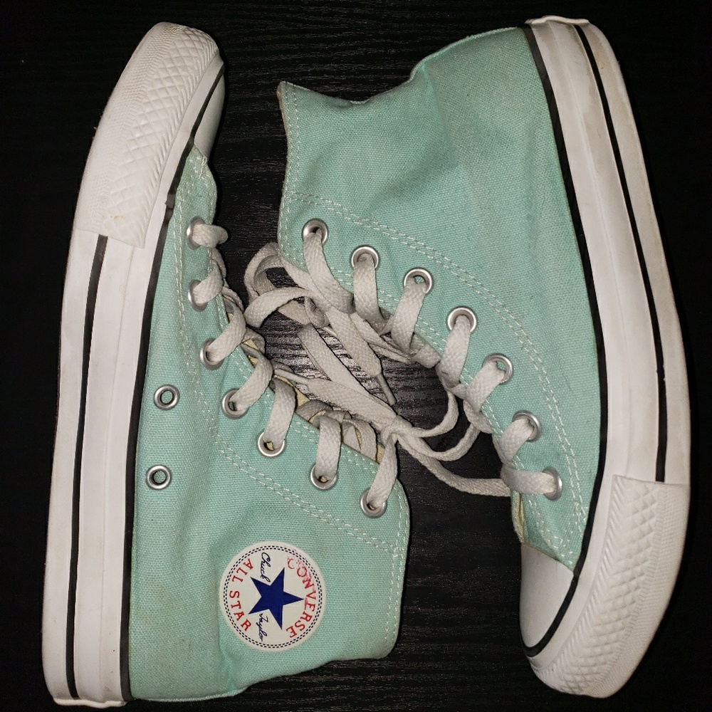 Teal converse